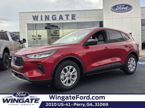 New 2026 Ford Escape Active w/ Tech Pack #1 FWD image 1