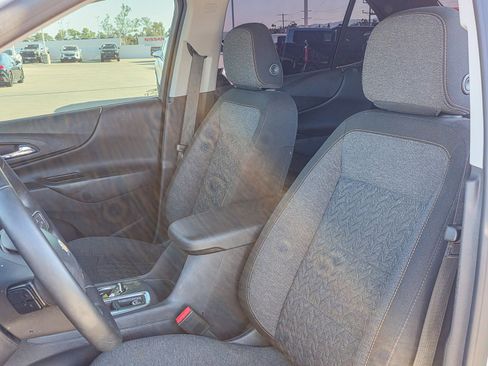 Used 2024 Chevrolet Equinox LT image 18