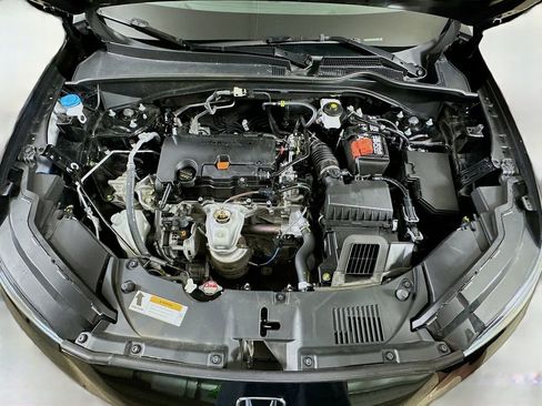 Used 2025 Honda HR-V LX image 9