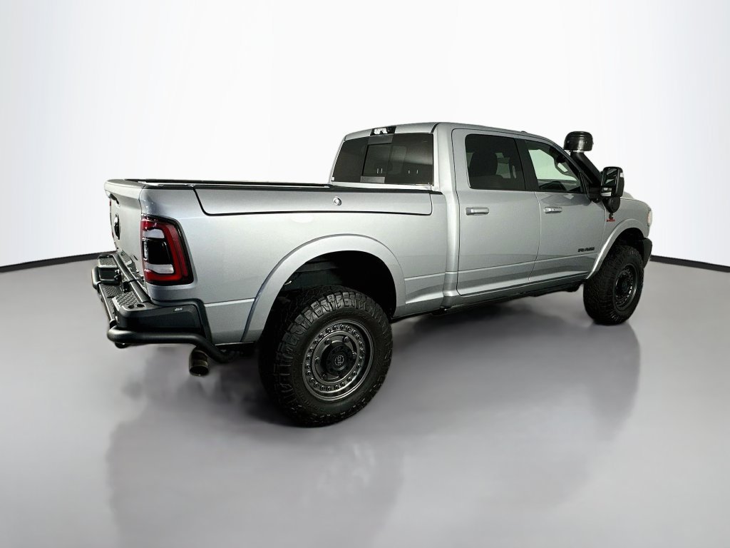 Used 2024 RAM 3500 Limited AWD/4WD image 7