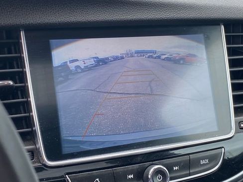 Used 2018 Buick Encore Preferred image 9