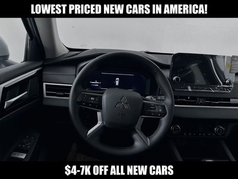 New 2024 Mitsubishi Outlander SE image 12