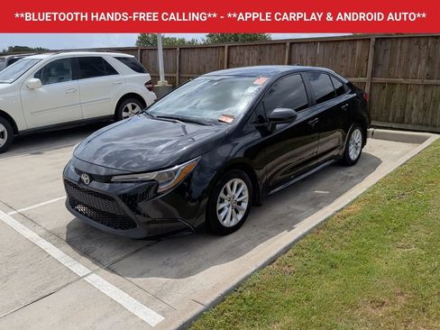 Used 2022 Toyota Corolla LE w/ LE Convenience Package FWD image 3