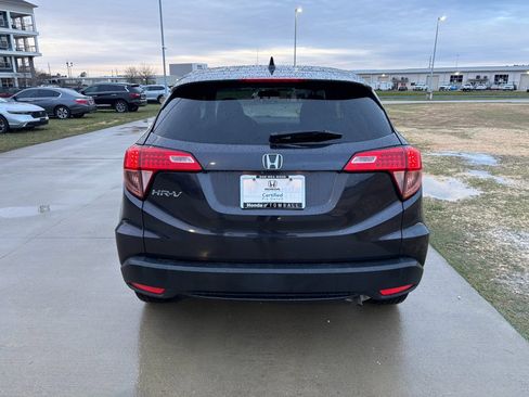 Used 2016 Honda HR-V EX image 7
