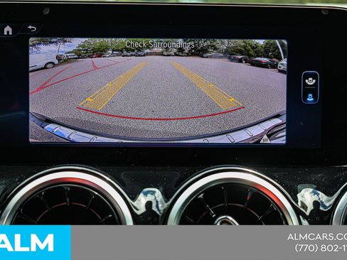 Used 2025 Mercedes-Benz GLA 250 image 28