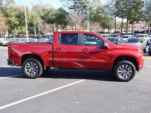 Used 2022 Chevrolet Silverado 1500 RST image 12