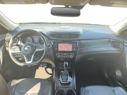 Used 2018 Nissan Rogue SL FWD image 17