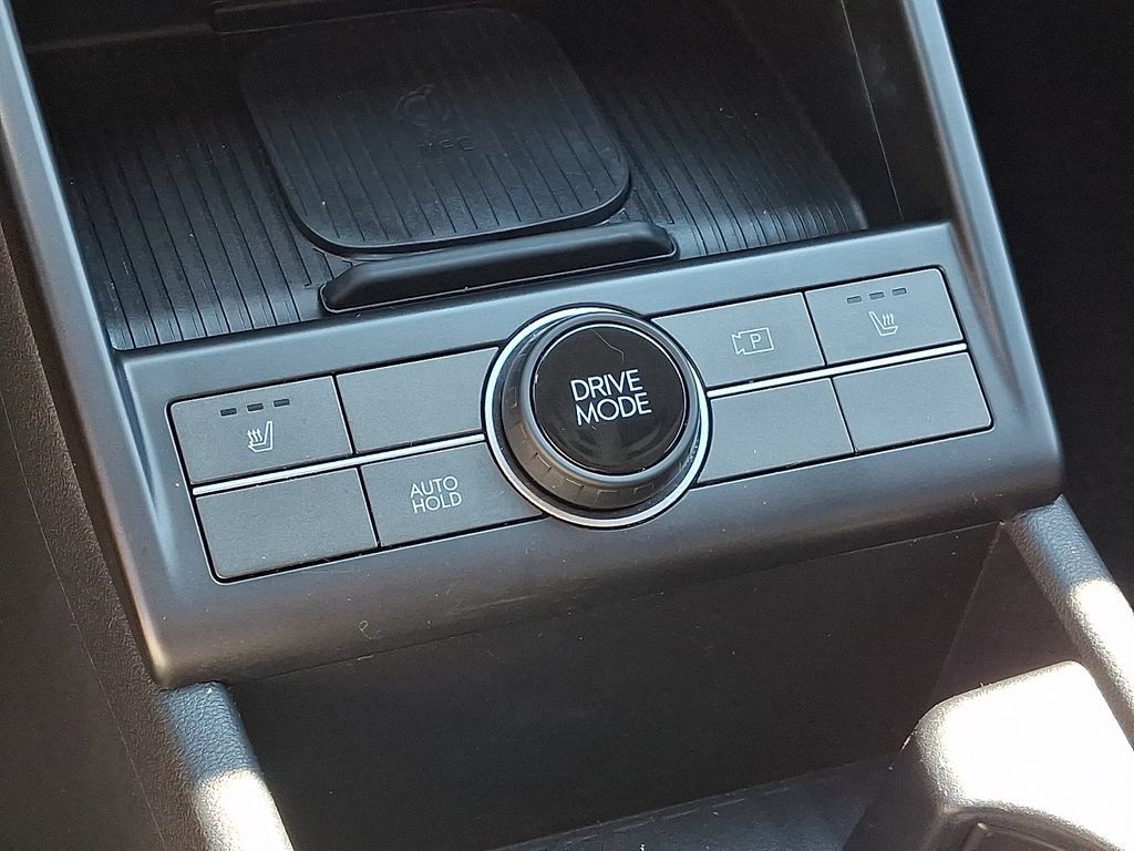 Used 2024 Hyundai Kona SEL w/ Convenience Package FWD image 24