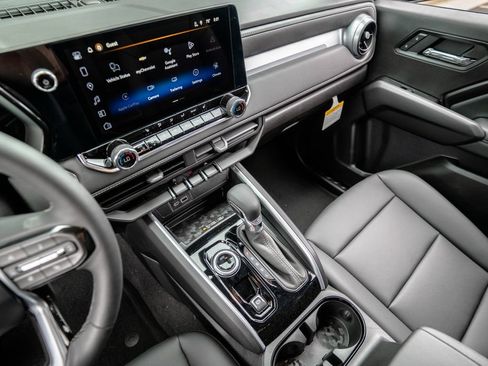 New 2026 Chevrolet Colorado LT w/ LT Convenience Package AWD/4WD image 21