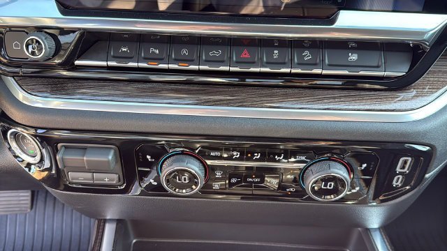 New 2026 Chevrolet Silverado 1500 RST w/ RST All Star Premium Package AWD/4WD image 23