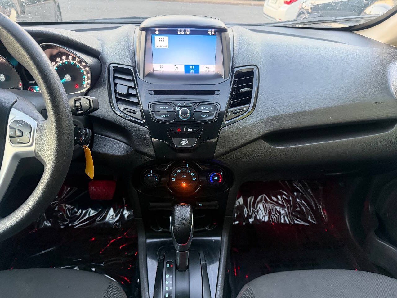 Used 2017 Ford Fiesta SE w/ Equipment Group 201A FWD image 24