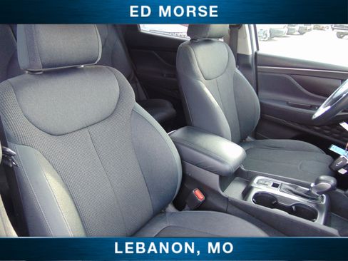 Used 2019 Hyundai Santa Fe SE image 15