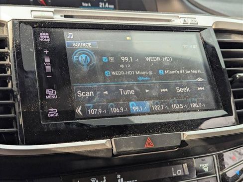 Used 2017 Honda Accord EX-L image 15