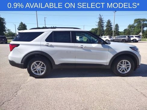 New 2026 Ford Explorer Active AWD/4WD image 6