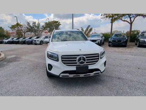 Used 2025 Mercedes-Benz GLB 250 GLB 250 image 18
