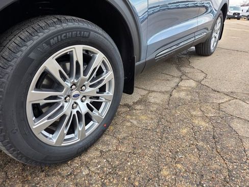 New 2026 Ford Explorer Active w/ Active Comfort Package image 39