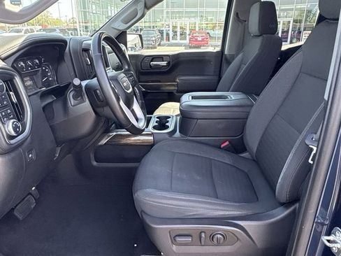 Used 2021 GMC Sierra 1500 Elevation w/ LPO, Elevation Black Package AWD/4WD image 18