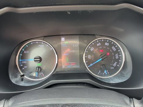 Used 2021 Toyota RAV4 LE AWD/4WD image 16