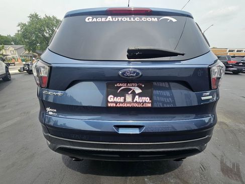 Used 2018 Ford Escape SE w/ SE Sport Appearance Package FWD image 10