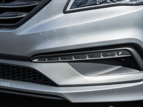 Used 2017 Hyundai Sonata Sport w/ Value Edition Package 02 image 11