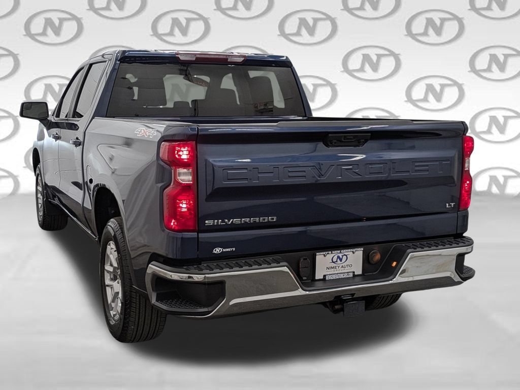 Used 2023 Chevrolet Silverado 1500 LT AWD/4WD image 23