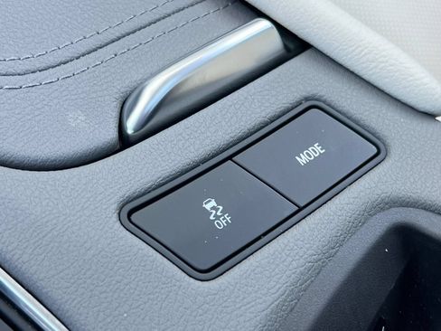 Used 2026 Cadillac XT5 Premium Luxury w/ LPO, Floor Liner Package FWD image 28