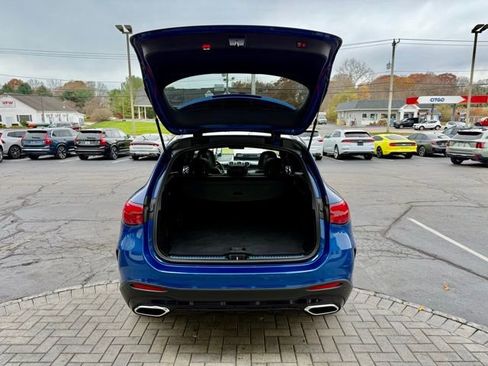 Used 2023 Mercedes-Benz GLC 300 4MATIC w/ AMG Line image 11