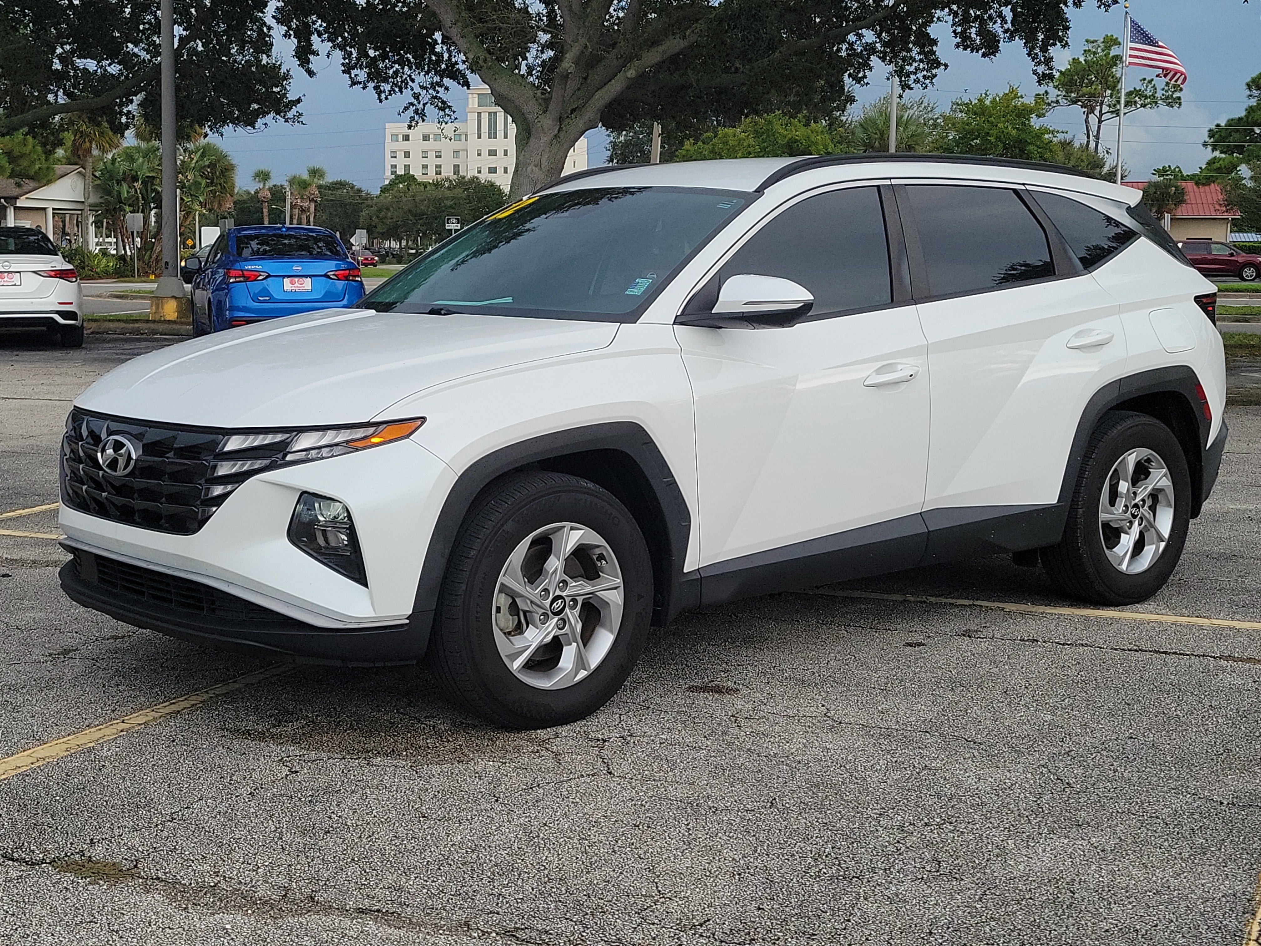 Used 2022 Hyundai Tucson SEL w/ Cargo Package FWD image 2