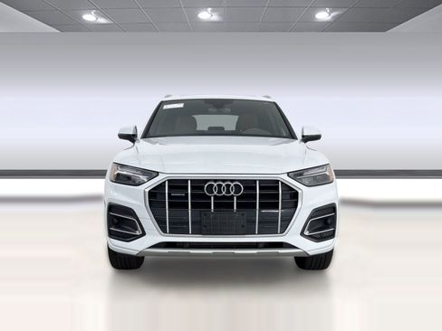 Used 2023 Audi Q5 2.0T Premium w/ Convenience Package AWD/4WD image 6