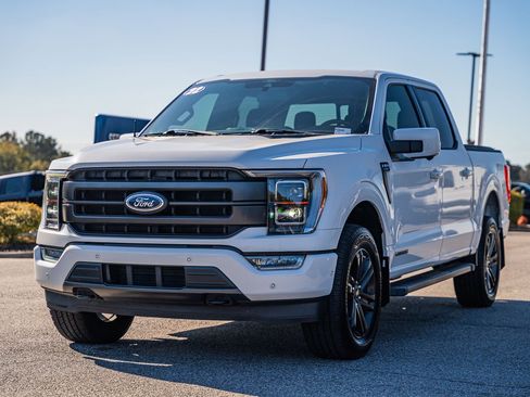 Certified 2022 Ford F150 Lariat w/ Equipment Group 502A High image 3