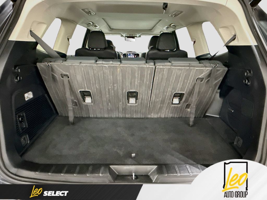 Used 2023 Subaru Ascent Touring AWD/4WD image 31