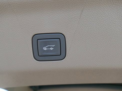 New 2026 GMC Yukon Denali w/ Denali Reserve Package image 19