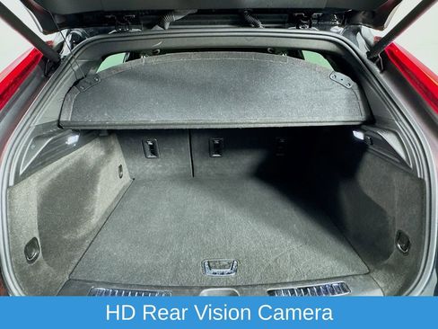 Used 2024 Cadillac XT4 Premium Luxury image 31