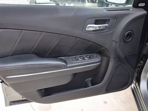 Used 2011 Dodge Charger R/T image 10
