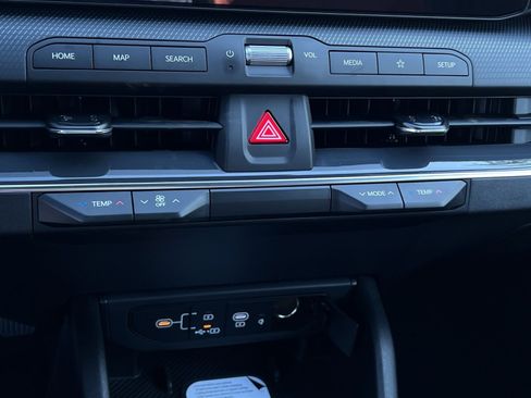 New 2026 Kia K4 GT-Line FWD image 33