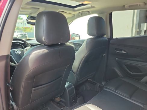 Used 2018 Buick Encore Essence FWD image 12
