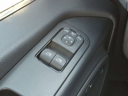 Used 2025 Mercedes-Benz Sprinter 2500 image 26