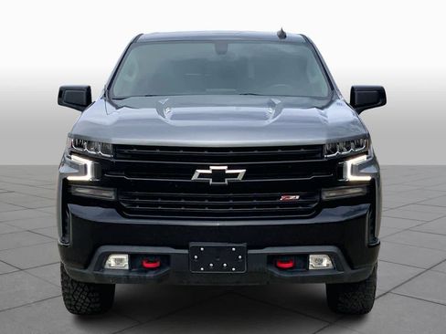 Used 2021 Chevrolet Silverado 1500 LT Trail Boss w/ Convenience Package II image 3