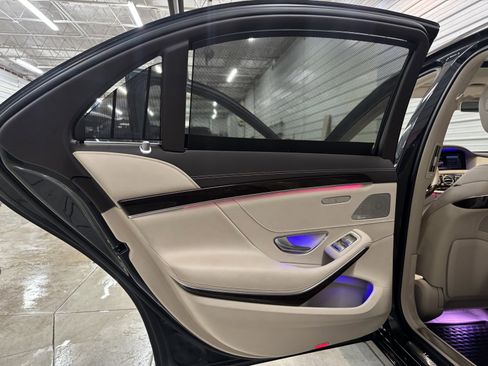 Used 2019 Mercedes-Benz S 560 4MATIC Sedan image 23