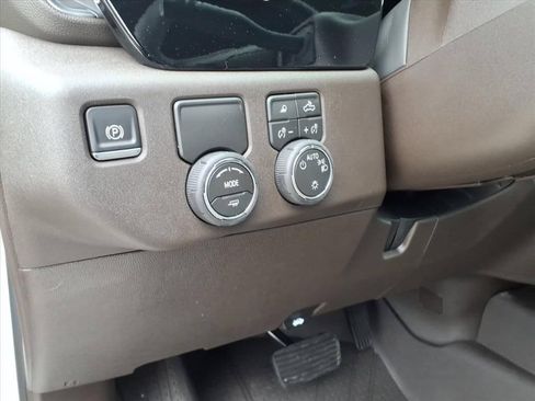 New 2026 Chevrolet Silverado 1500 LT w/ Safety Package RWD image 15