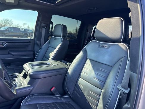 Used 2022 GMC Sierra 1500 AT4X image 15