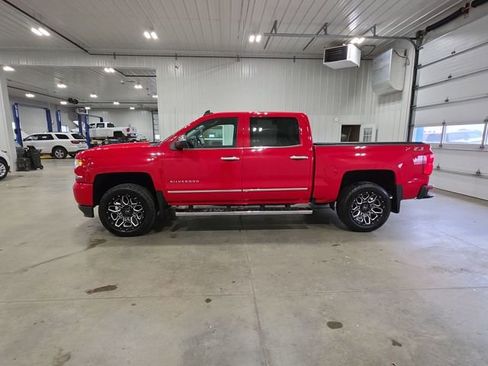 Used 2018 Chevrolet Silverado 1500 LTZ Z71 w/ LTZ Plus Package AWD/4WD image 5