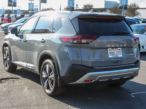 Used 2023 Nissan Rogue Platinum w/ Platinum Premium Package image 9