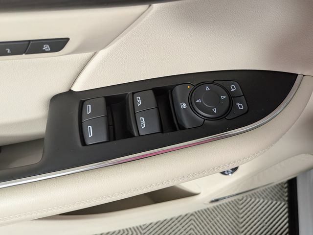 Used 2023 Buick Envision Avenir FWD image 17