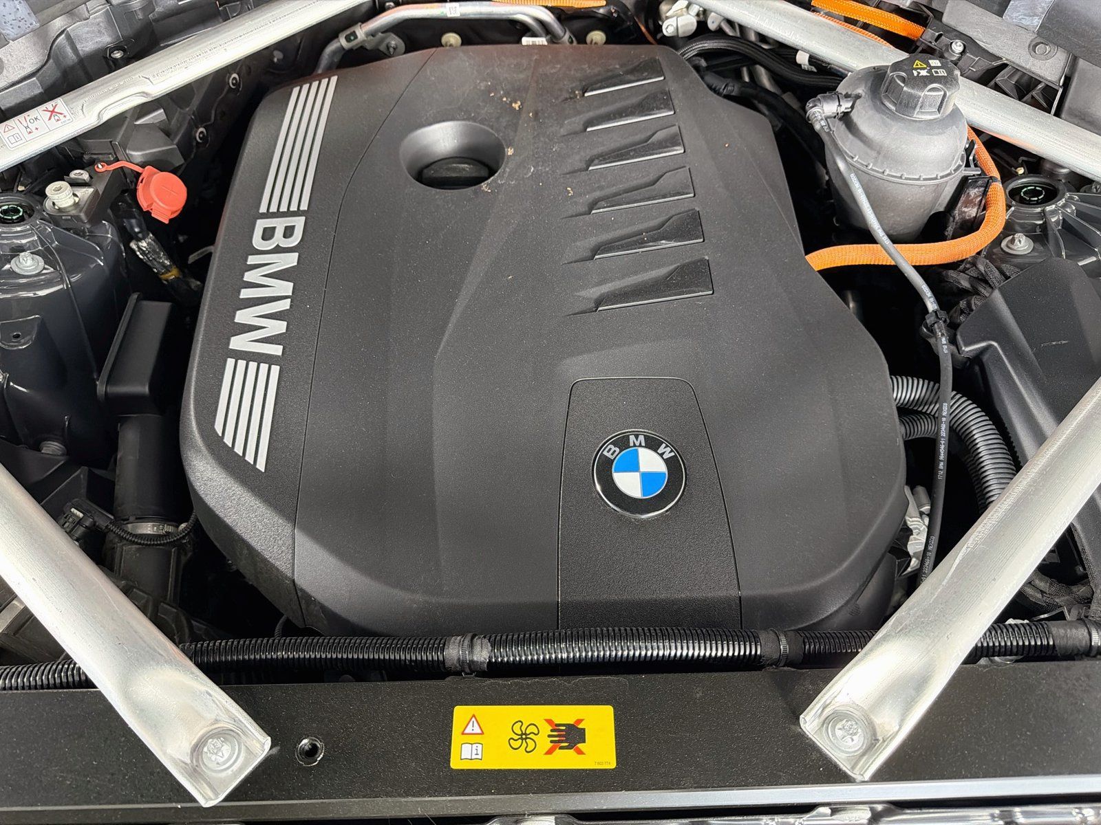 Certified 2024 BMW X5 xDrive50e w/ M Sport Package AWD/4WD image 31