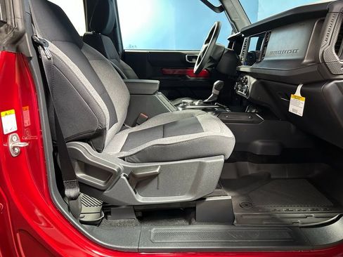 New 2026 Ford Bronco 2-Door AWD/4WD image 36