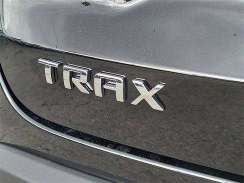 New 2026 Chevrolet Trax LT image 9