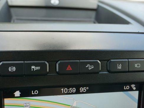 Certified 2019 Ford F450 Platinum w/ Platinum Ultimate Package AWD/4WD image 33
