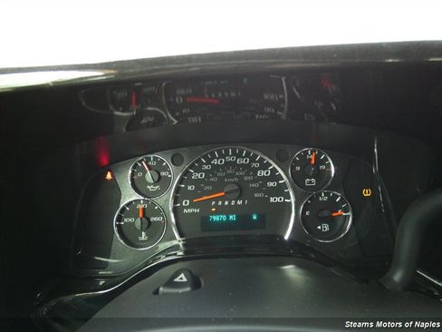 Used 2017 GMC Savana 2500 RWD image 23