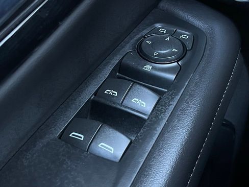 Used 2025 Chevrolet Tahoe LT AWD/4WD image 12